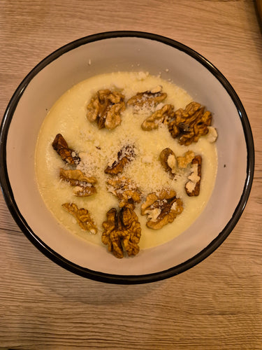 VELOUTE DE PANAIS ET NOIX